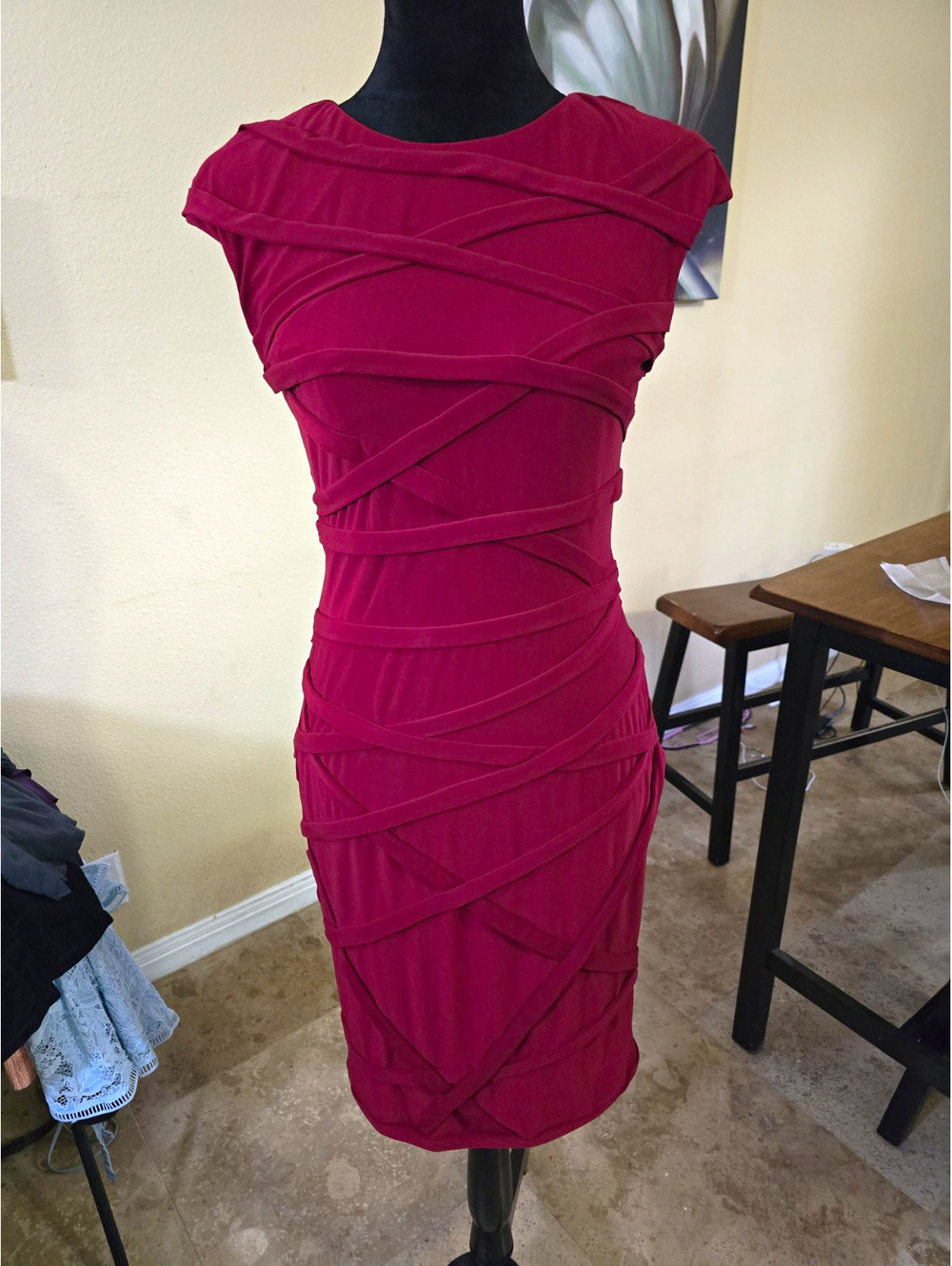 Adrianna Papell Deep Red Bandage Stretch Cocktail Dress Cap Sleeve Size 4